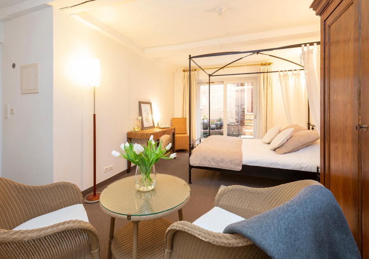 Hotel Jean De Bruges Saint-Riquier ภายนอก รูปภาพ