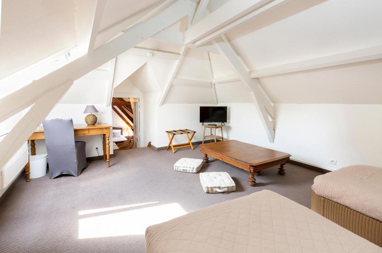 Hotel Jean De Bruges Saint-Riquier ภายนอก รูปภาพ